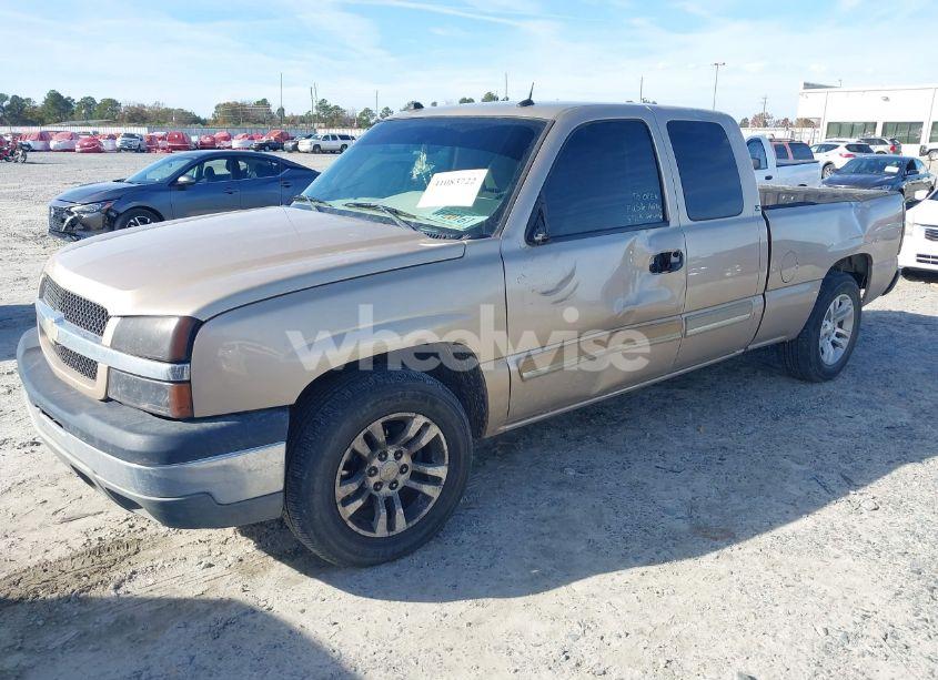 Photo 2 of 2005 Chevrolet Silverado 1500 LS (VIN 2GCEC19TX51230057)