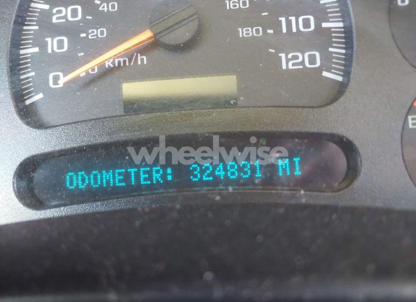 Photo 12 of 2005 Chevrolet Silverado 1500 LS (VIN 2GCEC19TX51375051)