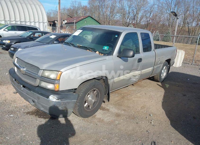 Photo 2 of 2005 Chevrolet Silverado 1500 LS (VIN 2GCEC19TX51375051)