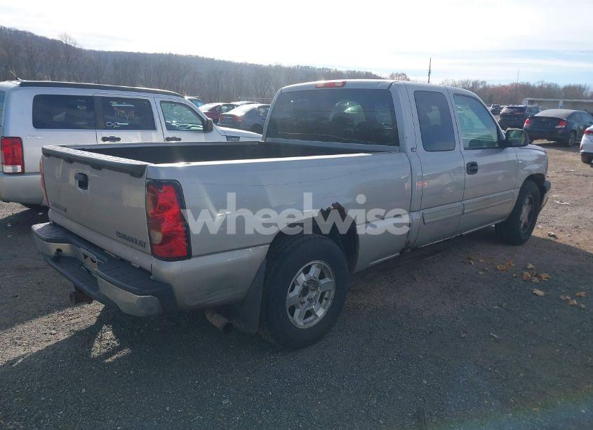 Photo 4 of 2005 Chevrolet Silverado 1500 LS (VIN 2GCEC19TX51375051)
