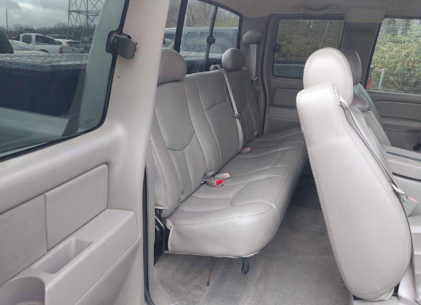 Photo 8 of 2006 Chevrolet Silverado 1500 LT3 (VIN 2GCEC19TX61115962)