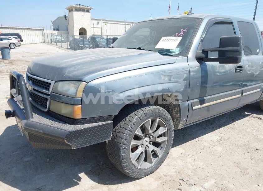 Photo 6 of 2006 Chevrolet Silverado 1500 LT1 (VIN 2GCEC19TX61311853)