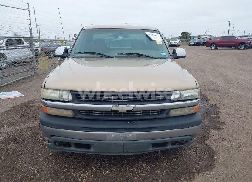 Photo 12 of 2000 Chevrolet Silverado 1500 LS (VIN 2GCEC19TXY1201498)