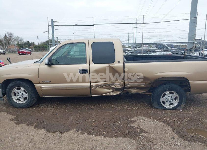 Photo 14 of 2000 Chevrolet Silverado 1500 LS (VIN 2GCEC19TXY1201498)