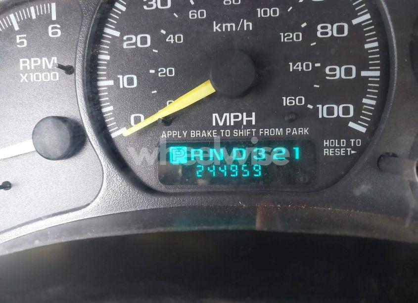 Photo 15 of 2000 Chevrolet Silverado 1500 LS (VIN 2GCEC19TXY1201498)