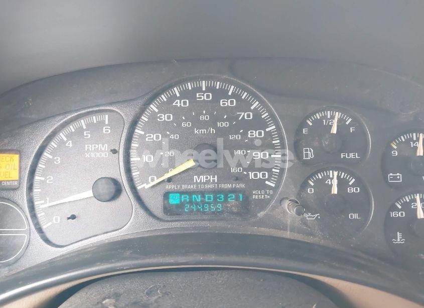 Photo 7 of 2000 Chevrolet Silverado 1500 LS (VIN 2GCEC19TXY1201498)