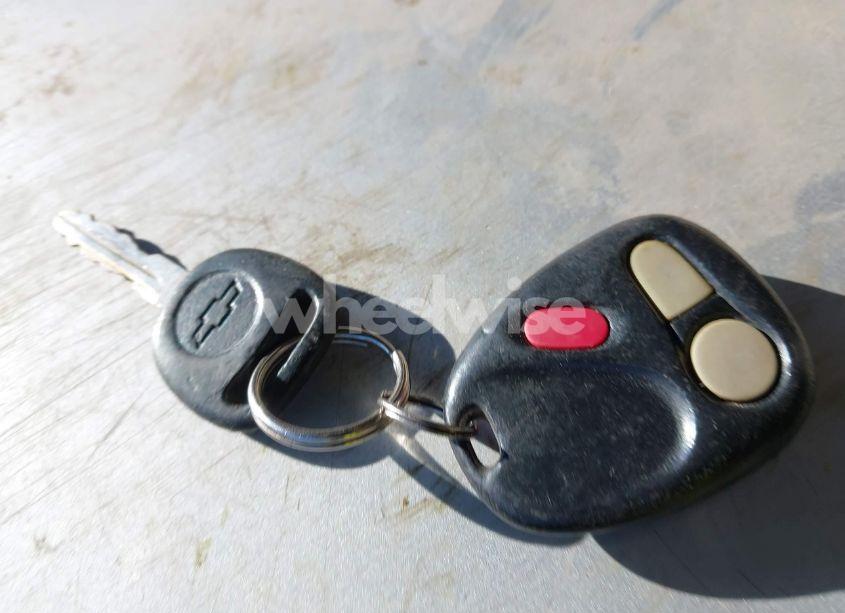 Photo 11 of 2000 Chevrolet Silverado 1500 LS (VIN 2GCEC19TXY1399466)