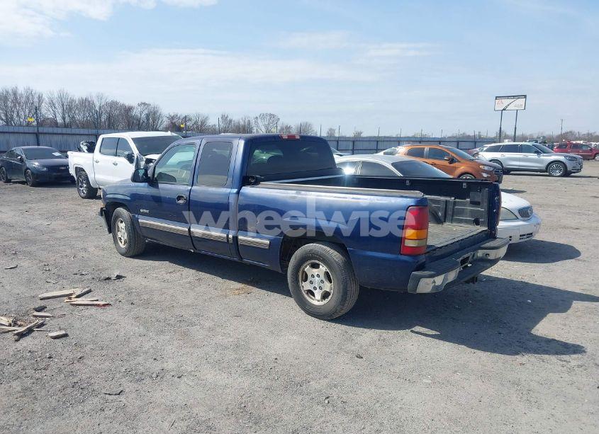 Photo 3 of 2001 Chevrolet Silverado 1500 LS (VIN 2GCEC19V011232296)