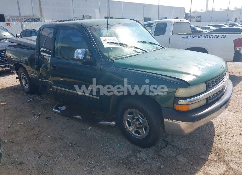 2001 Chevrolet Silverado 1500 LS (VIN 2GCEC19V011235733) main photo