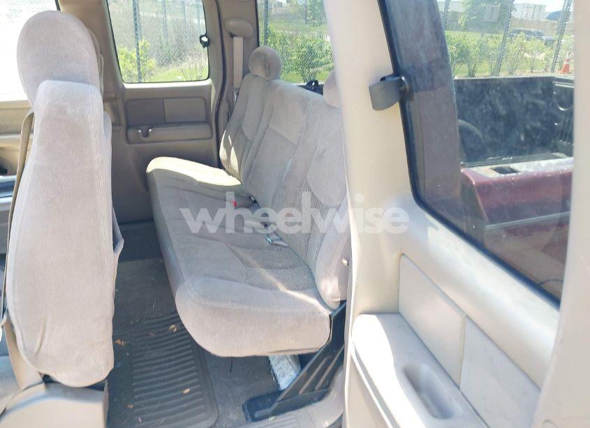 Photo 8 of 2003 Chevrolet Silverado 1500 LS (VIN 2GCEC19V031346382)