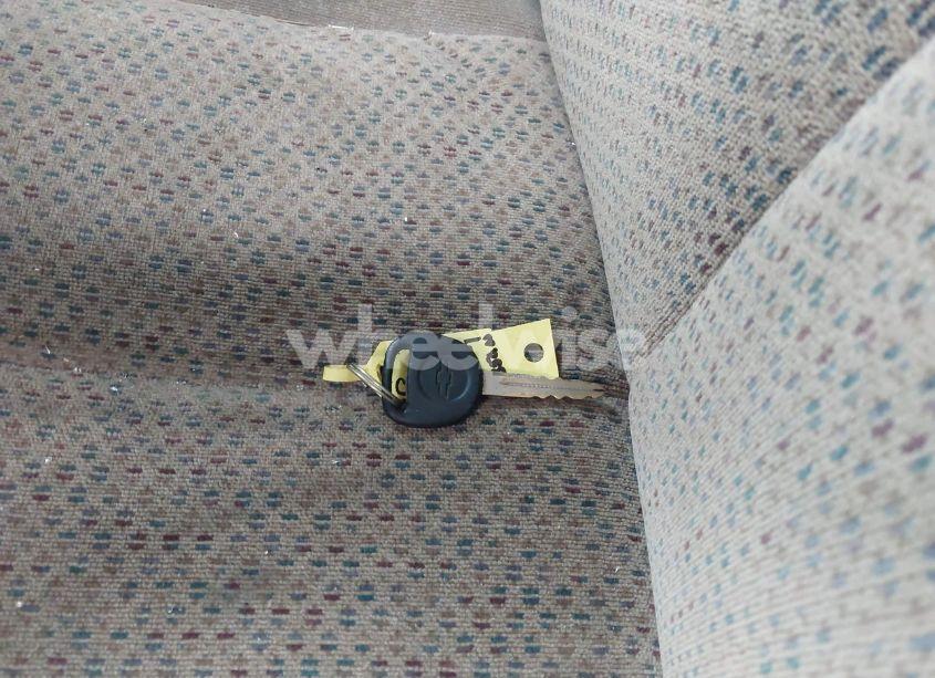 Photo 11 of 2004 Chevrolet Silverado 1500 LS (VIN 2GCEC19V041266274)