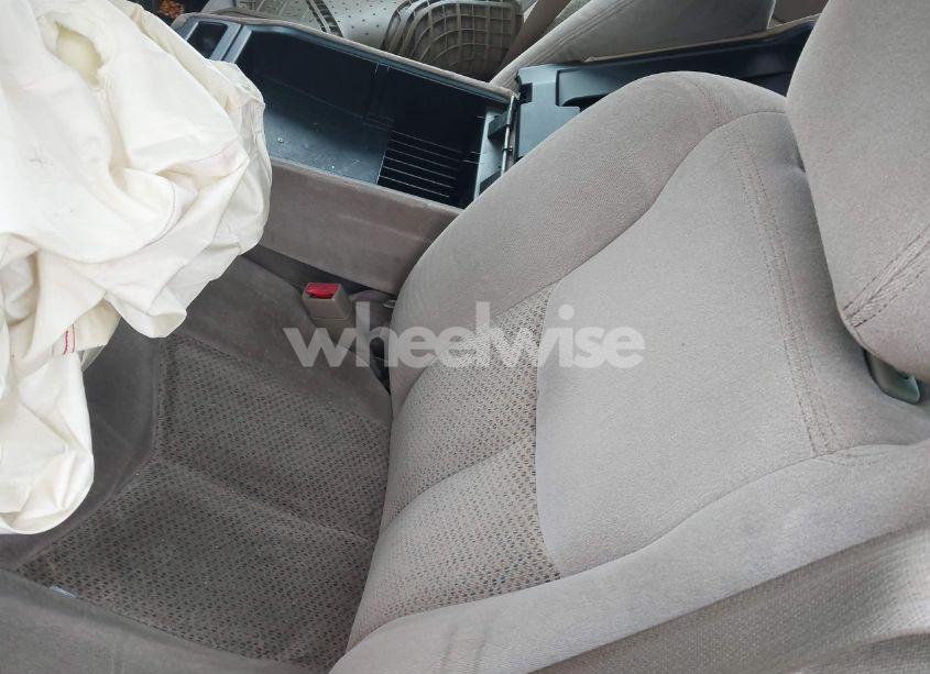 Photo 14 of 2004 Chevrolet Silverado 1500 LS (VIN 2GCEC19V041266274)