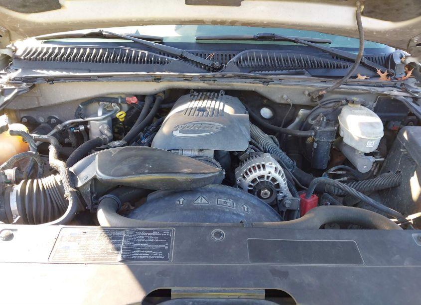 Photo 10 of 2004 Chevrolet Silverado 1500 LS (VIN 2GCEC19V041363068)