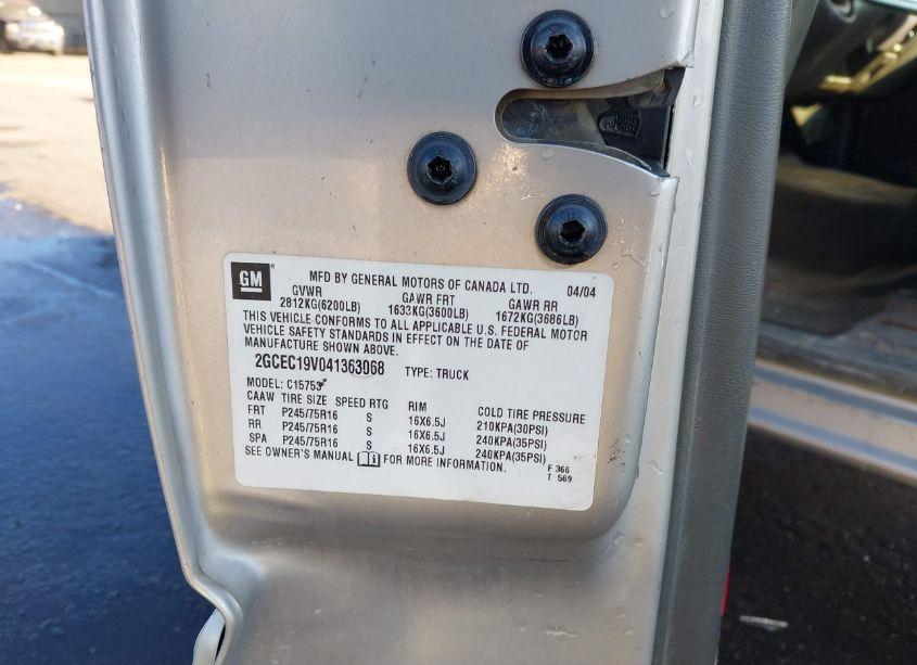 Photo 9 of 2004 Chevrolet Silverado 1500 LS (VIN 2GCEC19V041363068)