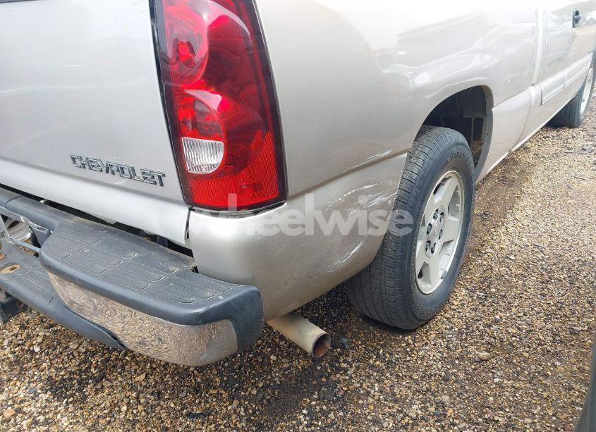 Photo 12 of 2005 Chevrolet Silverado 1500 LS (VIN 2GCEC19V051163969)