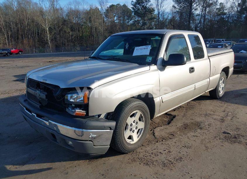 Photo 2 of 2005 Chevrolet Silverado 1500 LS (VIN 2GCEC19V051163969)