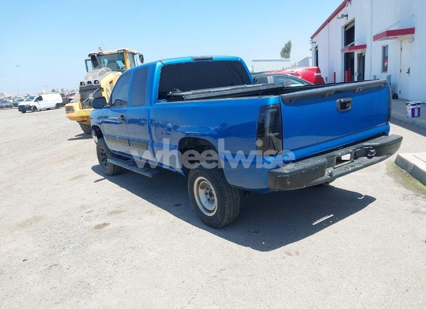 Photo 3 of 2005 Chevrolet Silverado 1500 LS (VIN 2GCEC19V051235365)