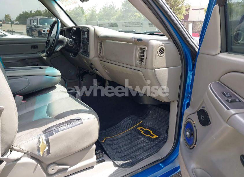 Photo 5 of 2005 Chevrolet Silverado 1500 LS (VIN 2GCEC19V051235365)