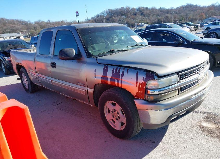 2001 Chevrolet Silverado 1500 LS (VIN 2GCEC19V111192732) main photo
