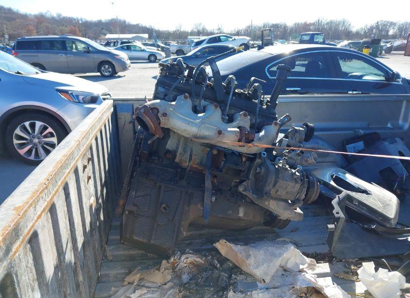 Photo 15 of 2001 Chevrolet Silverado 1500 LS (VIN 2GCEC19V111192732)