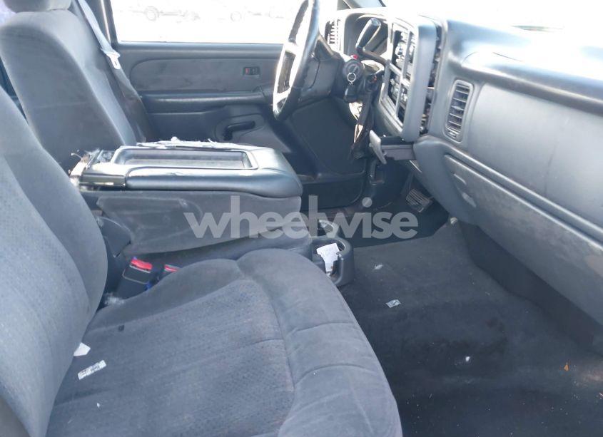 Photo 5 of 2002 Chevrolet Silverado 1500 LS (VIN 2GCEC19V121333073)