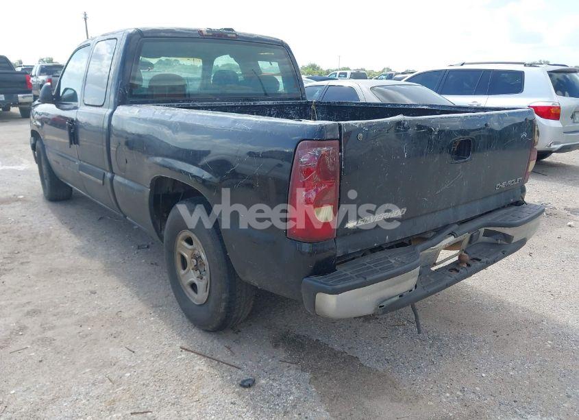 Photo 3 of 2003 Chevrolet Silverado 1500 LS (VIN 2GCEC19V131108606)