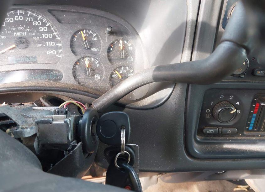 Photo 11 of 2003 Chevrolet Silverado 1500 LS (VIN 2GCEC19V131277542)