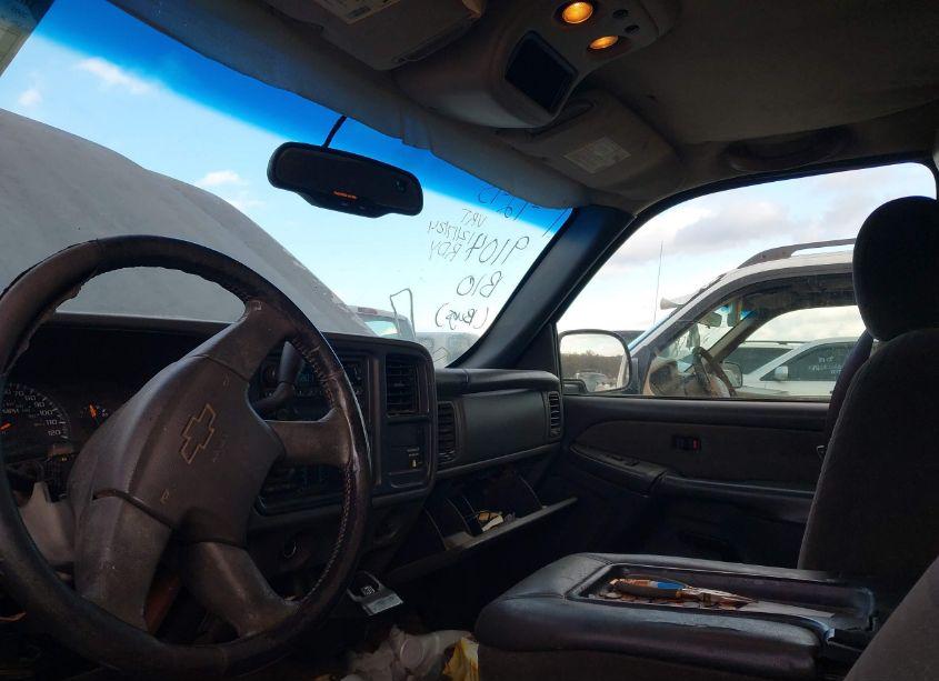 Photo 5 of 2003 Chevrolet Silverado 1500 LS (VIN 2GCEC19V131277542)