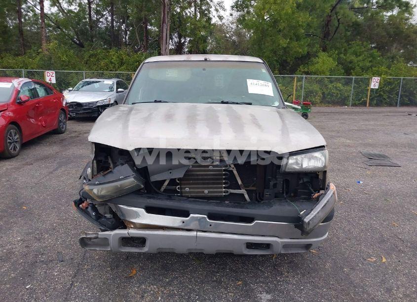 Photo 12 of 2003 Chevrolet Silverado 1500 LS (VIN 2GCEC19V131352840)