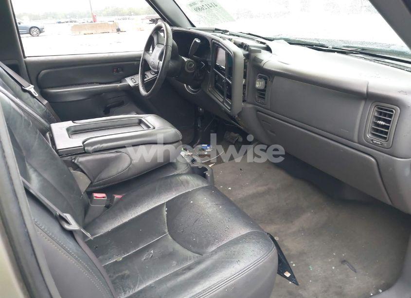 Photo 5 of 2003 Chevrolet Silverado 1500 LS (VIN 2GCEC19V131352840)