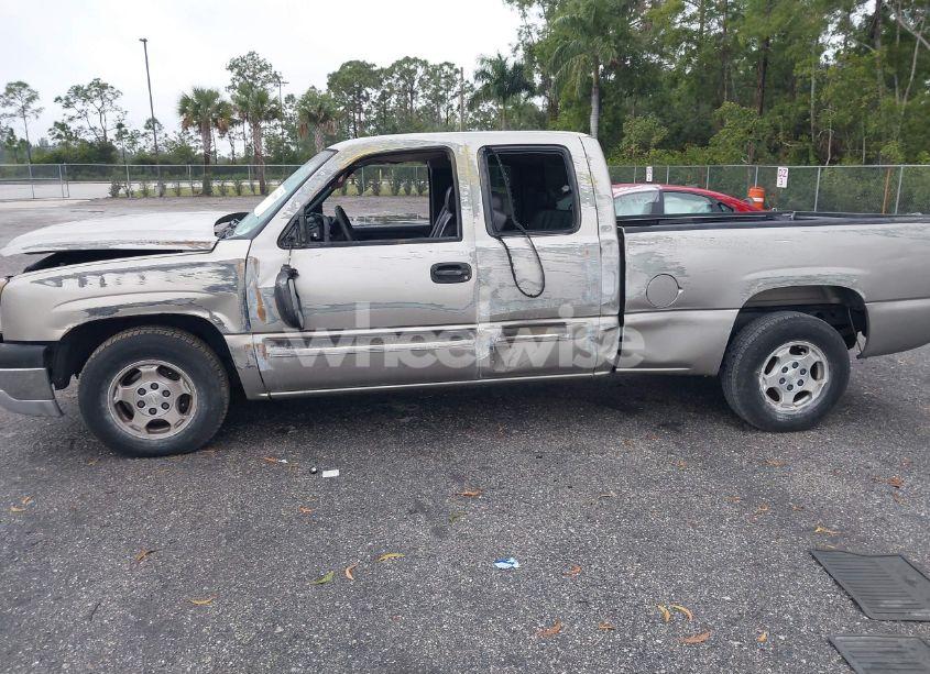Photo 6 of 2003 Chevrolet Silverado 1500 LS (VIN 2GCEC19V131352840)