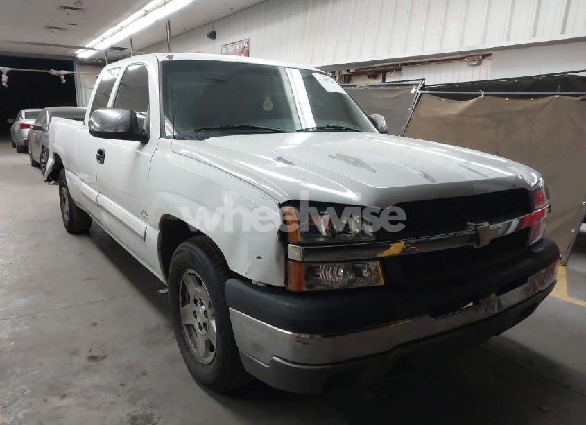 2003 Chevrolet Silverado 1500 LS (VIN 2GCEC19V131409425) main photo