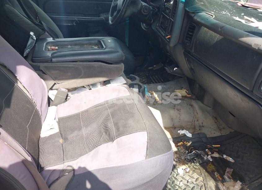 Photo 5 of 2005 Chevrolet Silverado 1500 LS (VIN 2GCEC19V151175113)