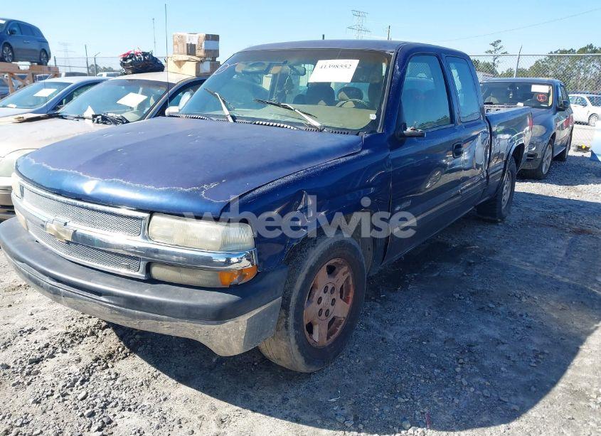 Photo 2 of 1999 Chevrolet Silverado 1500 LS (VIN 2GCEC19V1X1144026)