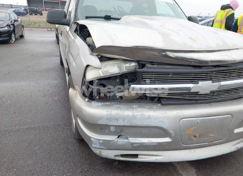 Photo 6 of 1999 Chevrolet Silverado 1500 LS (VIN 2GCEC19V1X1183487)