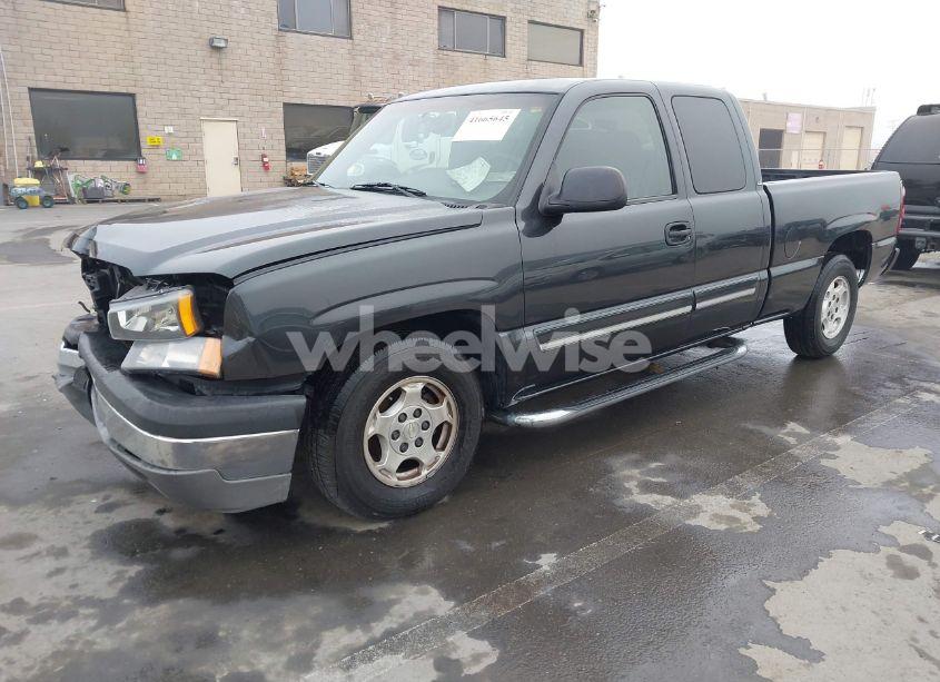 Photo 2 of 2003 Chevrolet Silverado 1500 LS (VIN 2GCEC19V231120957)