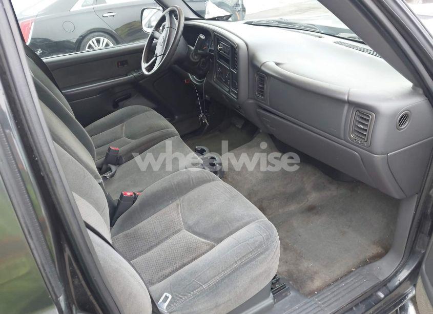 Photo 5 of 2003 Chevrolet Silverado 1500 LS (VIN 2GCEC19V231120957)