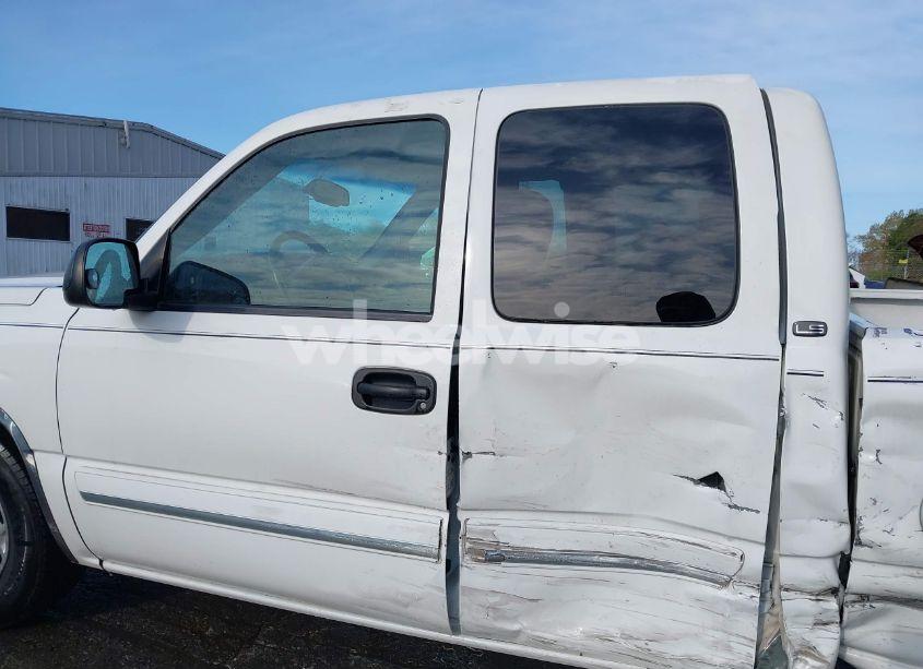 Photo 14 of 2003 Chevrolet Silverado 1500 LS (VIN 2GCEC19V231276559)