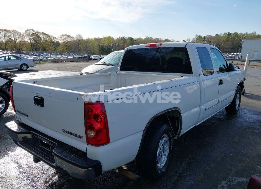 Photo 4 of 2003 Chevrolet Silverado 1500 LS (VIN 2GCEC19V231276559)