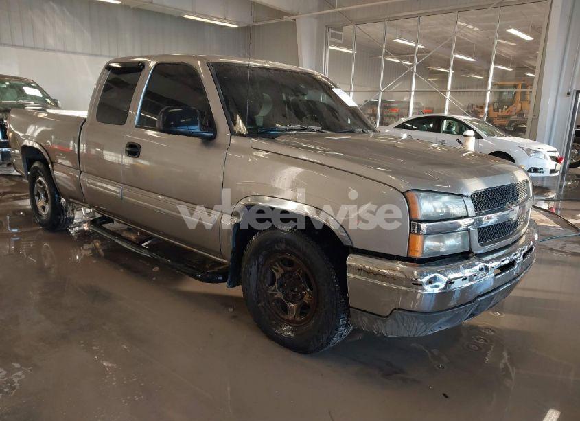 2003 Chevrolet Silverado 1500 LS (VIN 2GCEC19V231358663) main photo