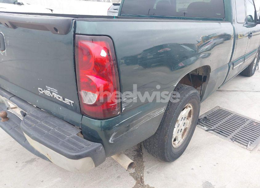 Photo 13 of 2004 Chevrolet Silverado 1500 LS (VIN 2GCEC19V241115761)