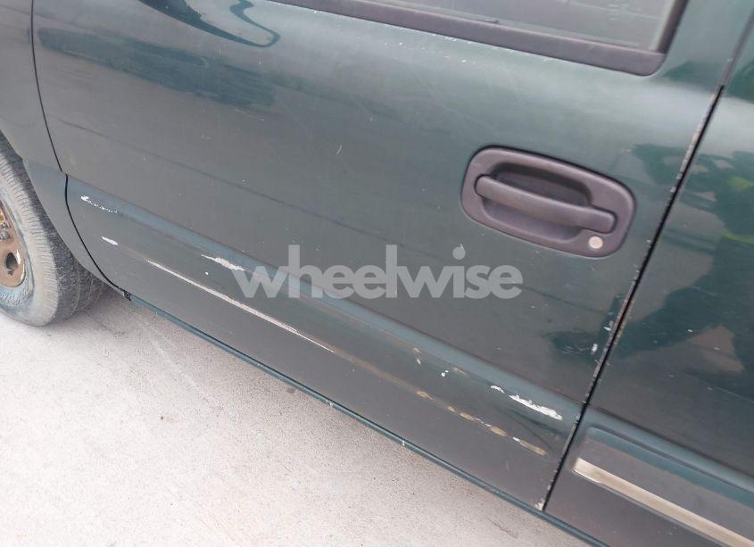 Photo 14 of 2004 Chevrolet Silverado 1500 LS (VIN 2GCEC19V241115761)