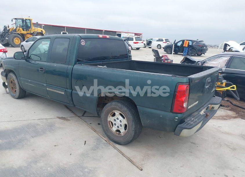 Photo 3 of 2004 Chevrolet Silverado 1500 LS (VIN 2GCEC19V241115761)