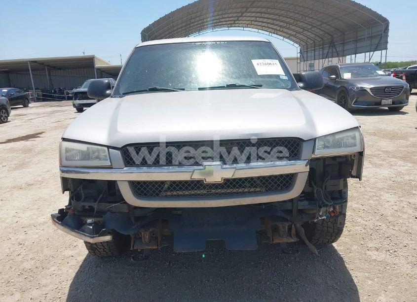 Photo 13 of 2004 Chevrolet Silverado 1500 LS (VIN 2GCEC19V241118255)