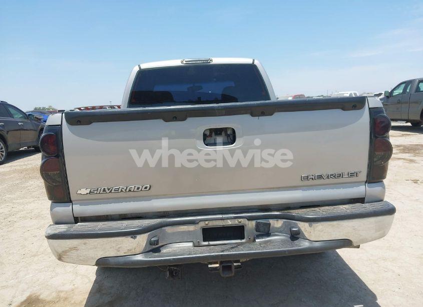 Photo 17 of 2004 Chevrolet Silverado 1500 LS (VIN 2GCEC19V241118255)