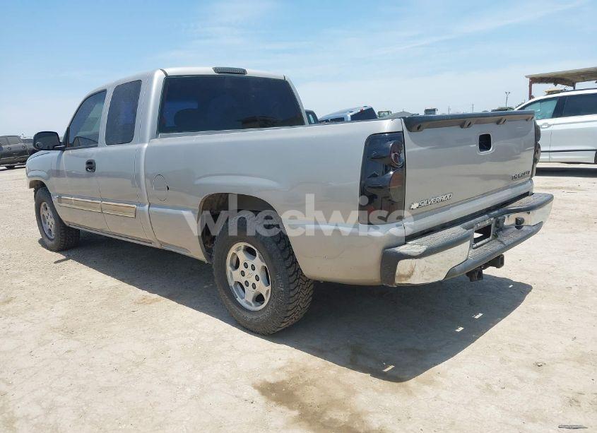Photo 3 of 2004 Chevrolet Silverado 1500 LS (VIN 2GCEC19V241118255)