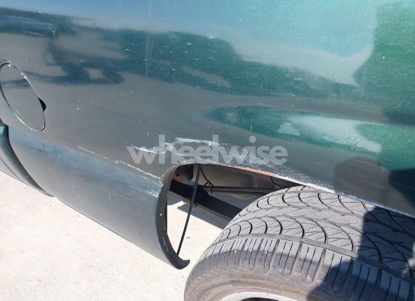 Photo 14 of 2004 Chevrolet Silverado 1500 LS (VIN 2GCEC19V241233051)