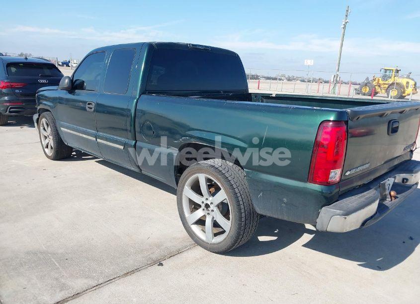 Photo 3 of 2004 Chevrolet Silverado 1500 LS (VIN 2GCEC19V241233051)