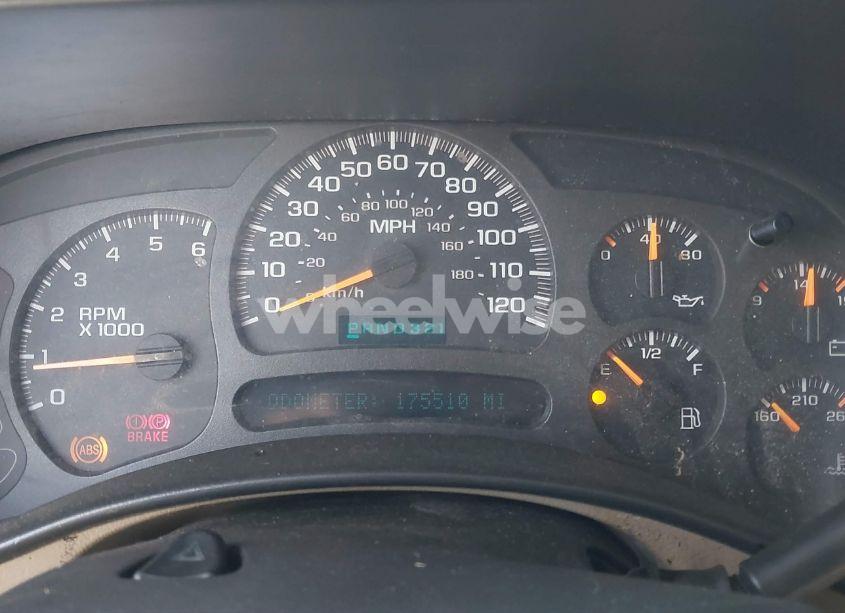 Photo 7 of 2004 Chevrolet Silverado 1500 LS (VIN 2GCEC19V241233051)