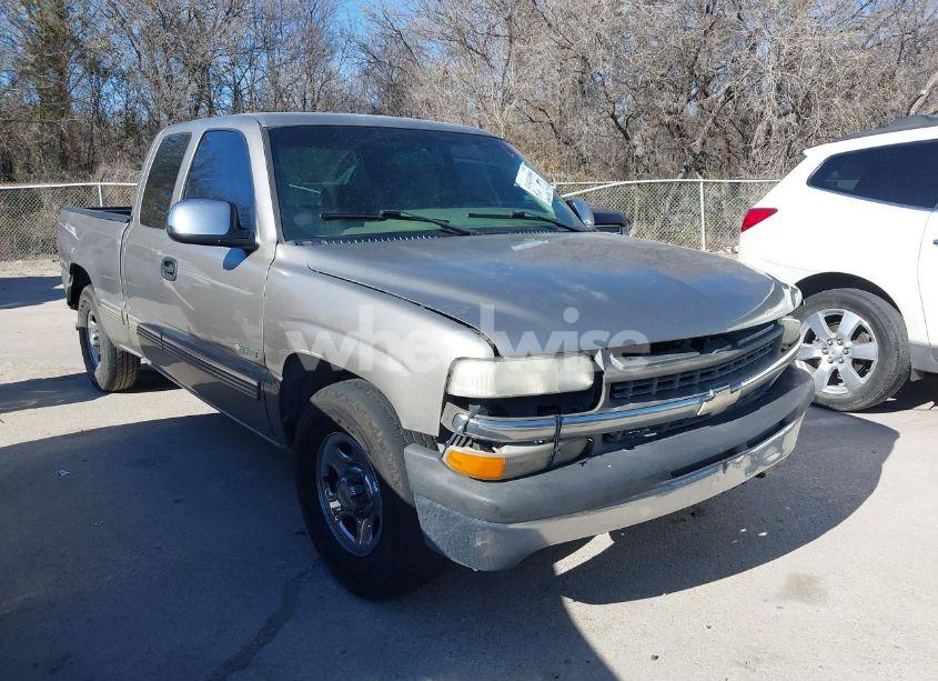 2001 Chevrolet Silverado 1500 LS (VIN 2GCEC19V311122567) main photo